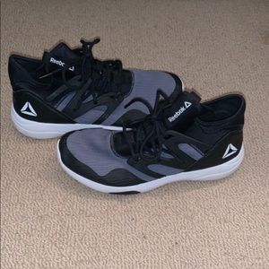 Reebok Shoes - Reebok Gray Sneakers Reebok Shoes - Reebok Gray Sneakers